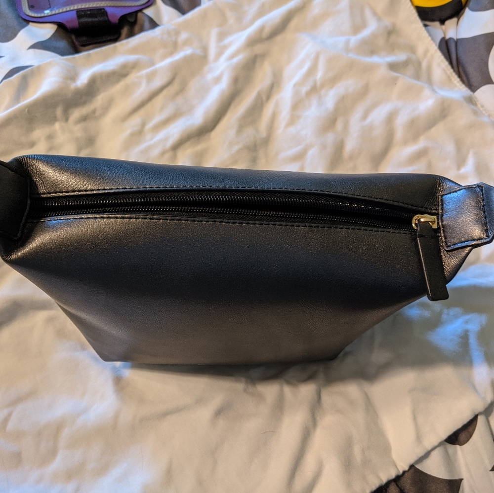 Calvin Klein Purse - Picture 3 of 3
